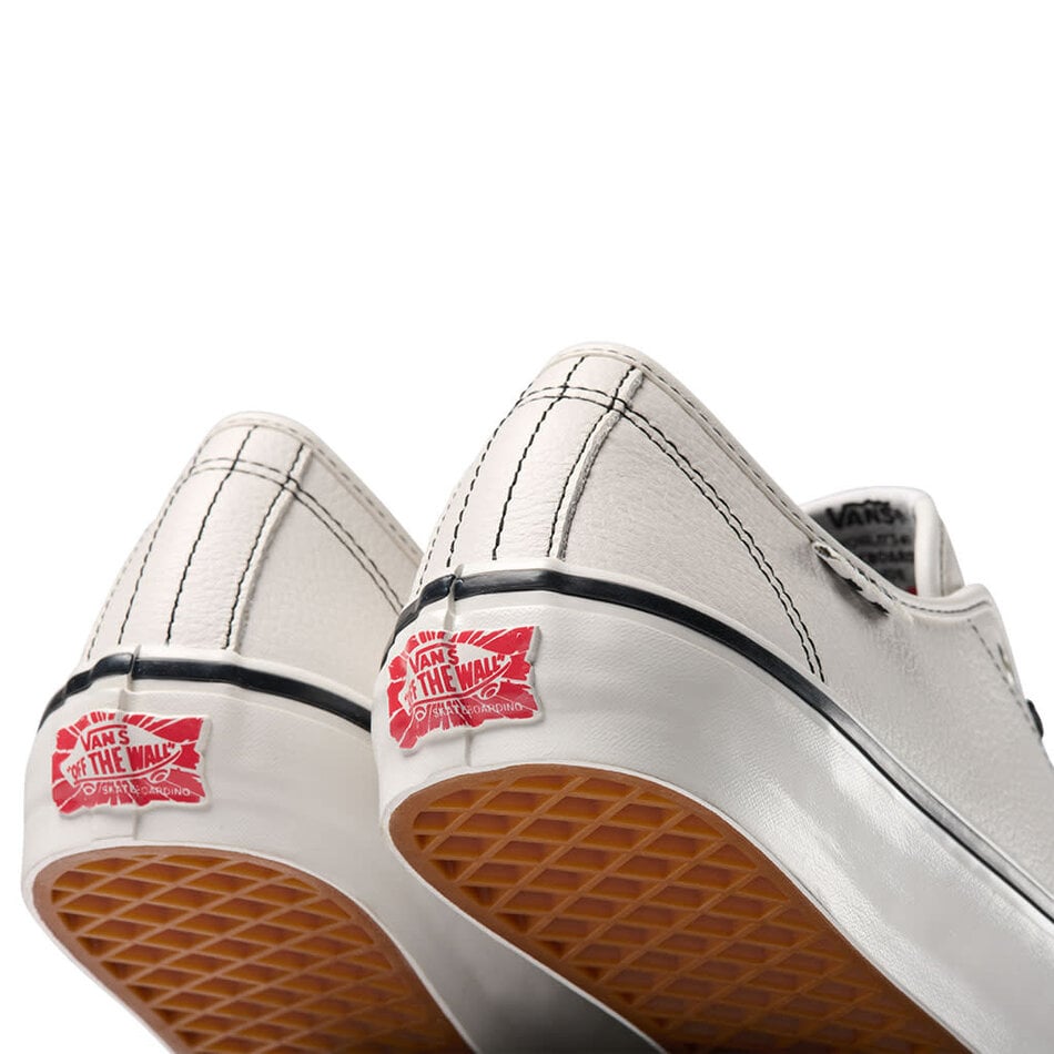 Vans x Hockey Skate AVE Classic VCU White