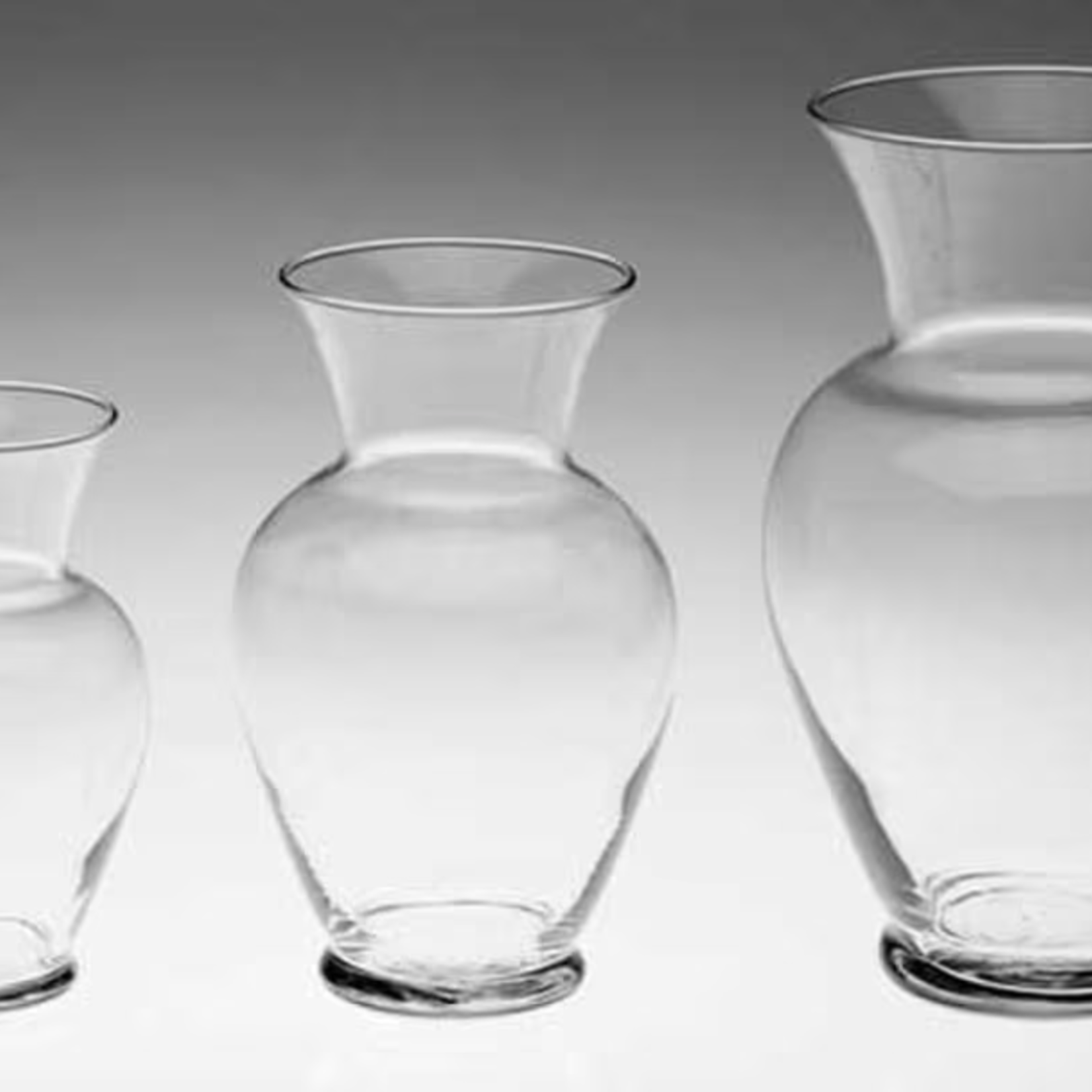 John G. Hofland Ltd. Vase Classique Urne