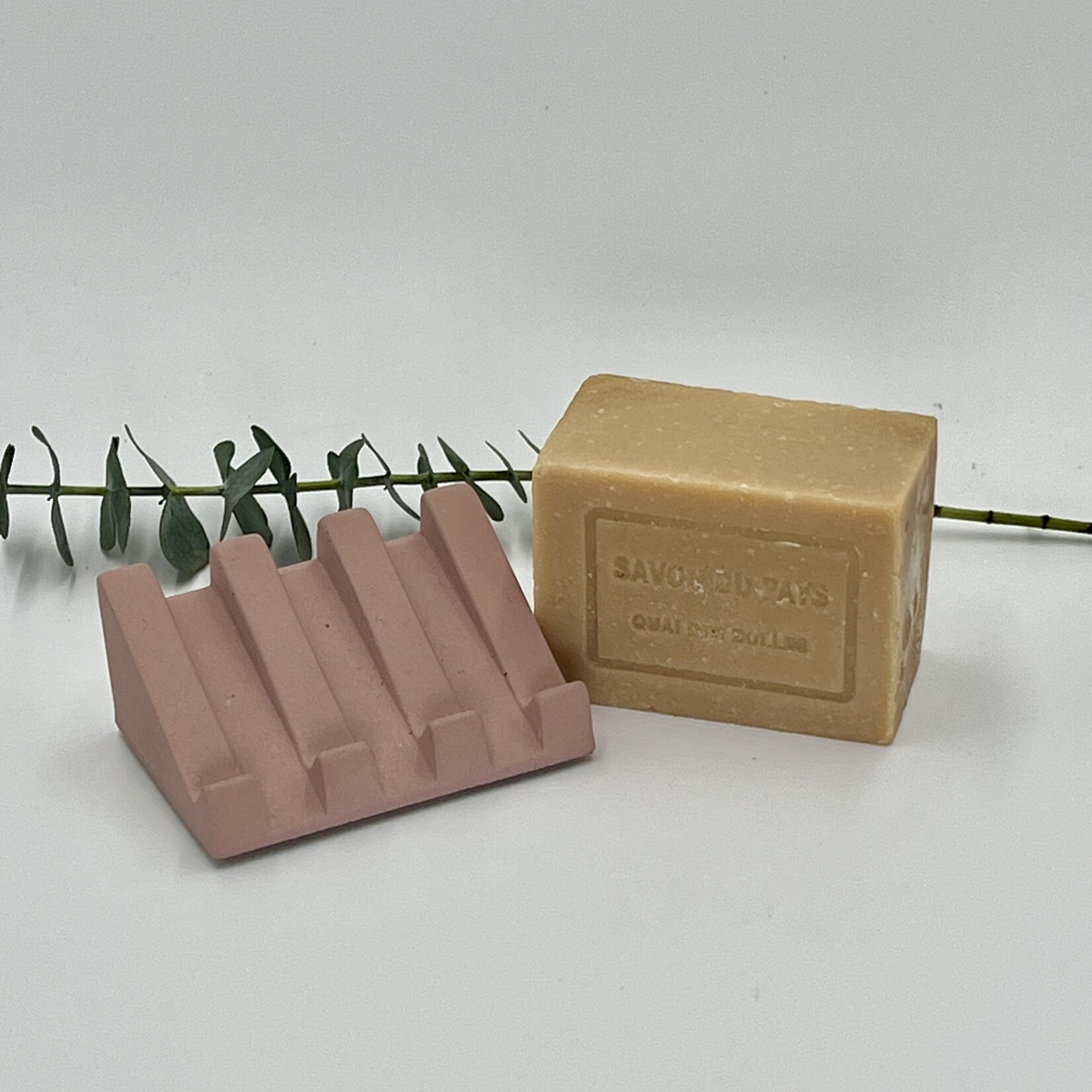 Zen-it Handmade Concrete Vertical Soap Dish