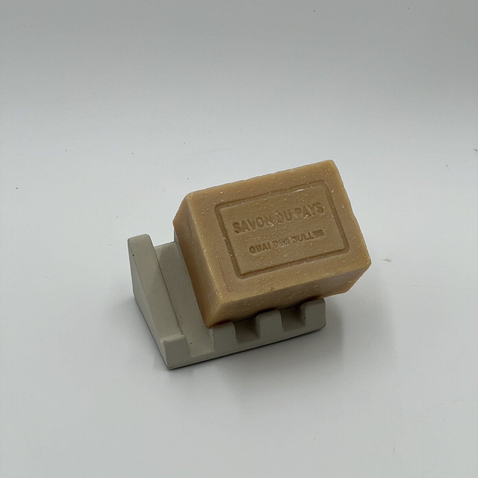 Zen-it Handmade Concrete Vertical Soap Dish