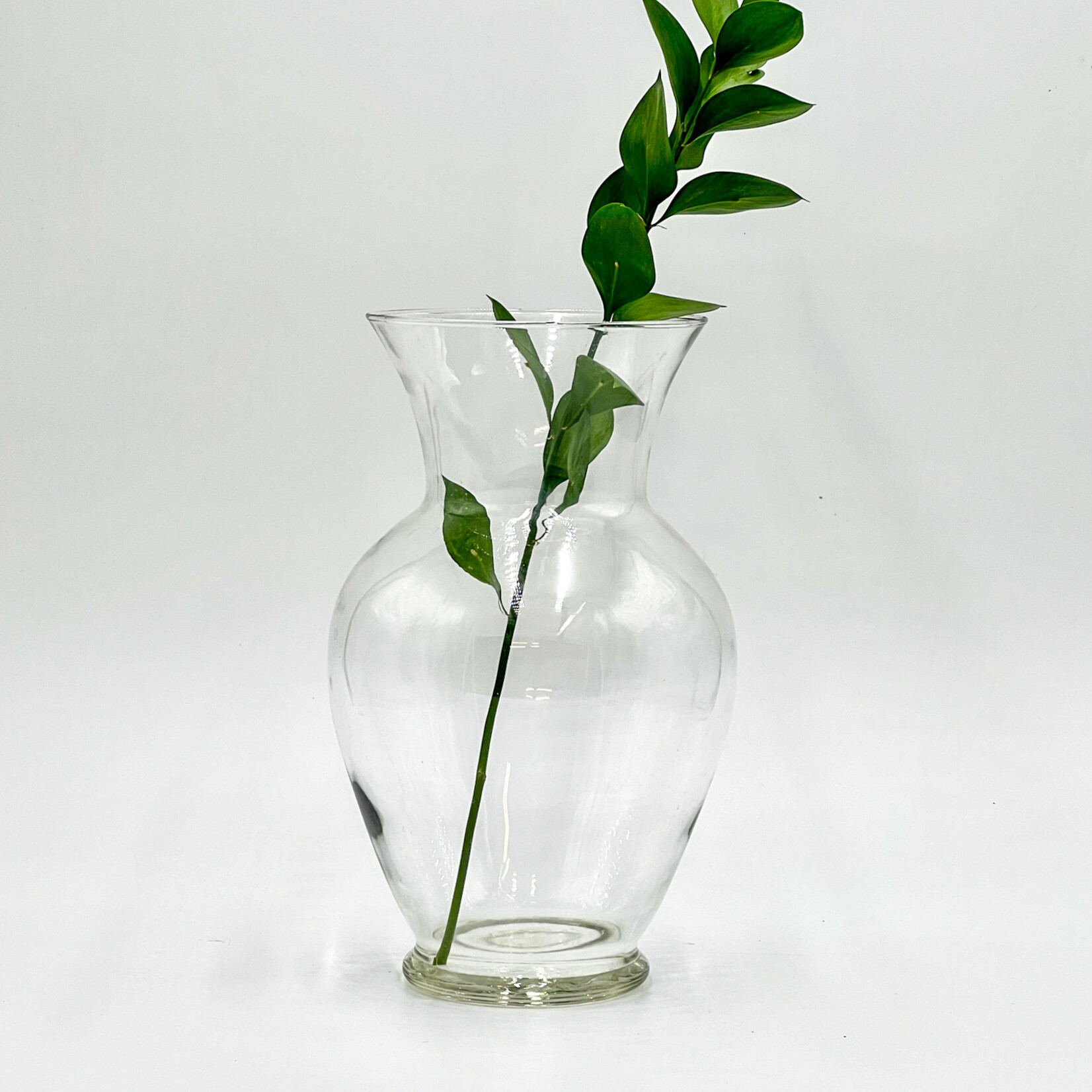 John G. Hofland Ltd. Vase Classique Urne