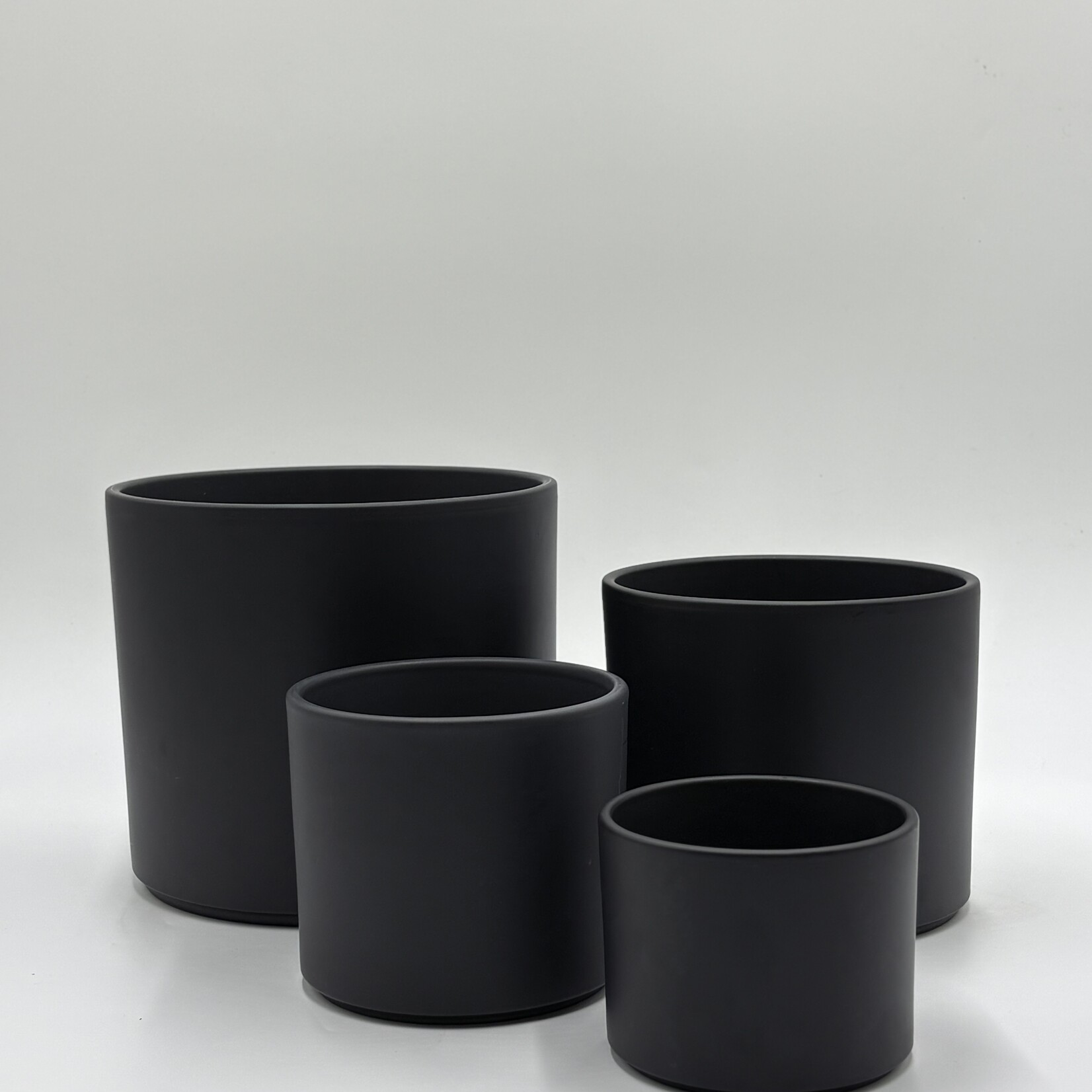 John G. Hofland Ltd. Pillar Ceramic Planter