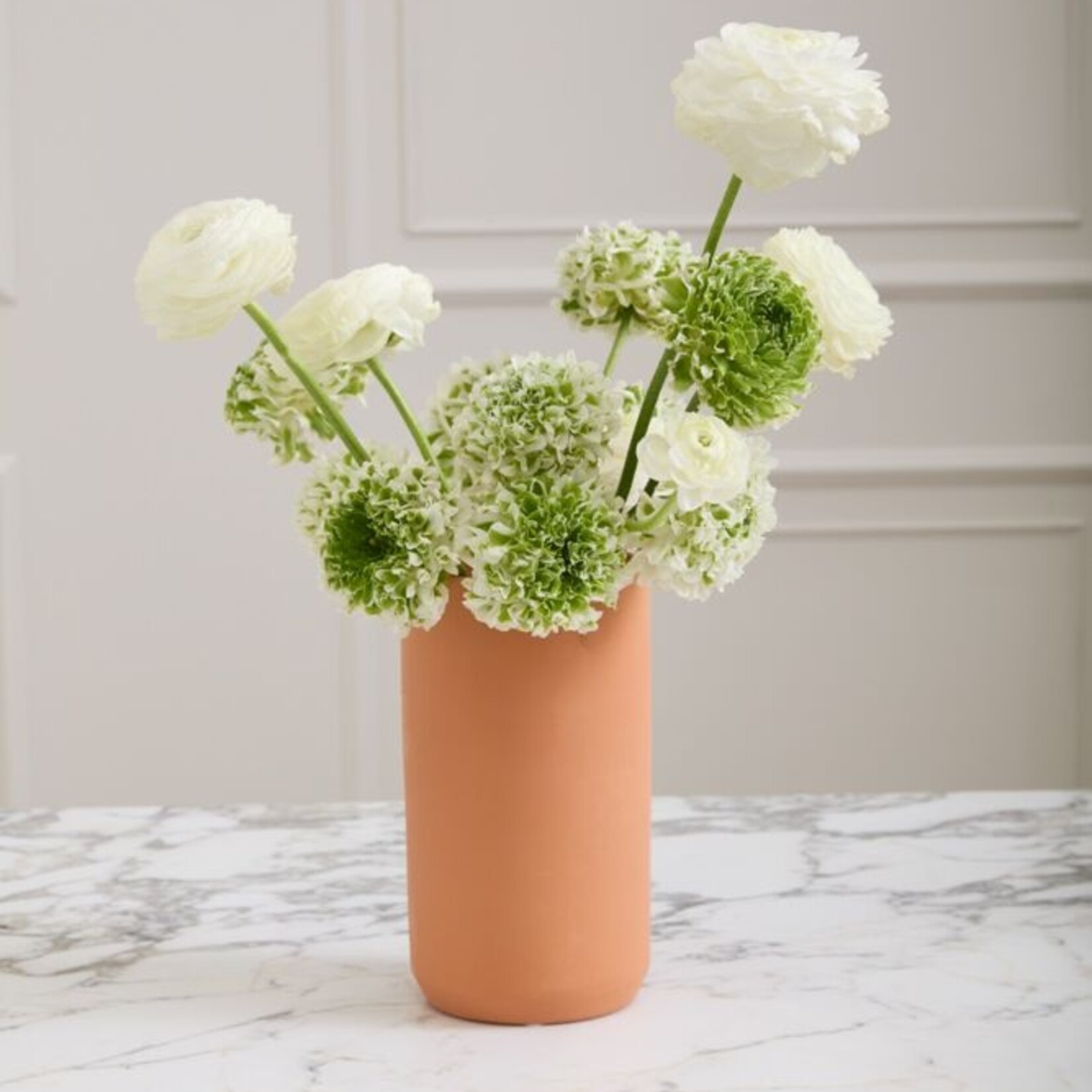 Kendall Ceramic Vase 4 x 8 in