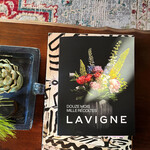 1.Livre Lavigne - Douze mois, Mille récoltes