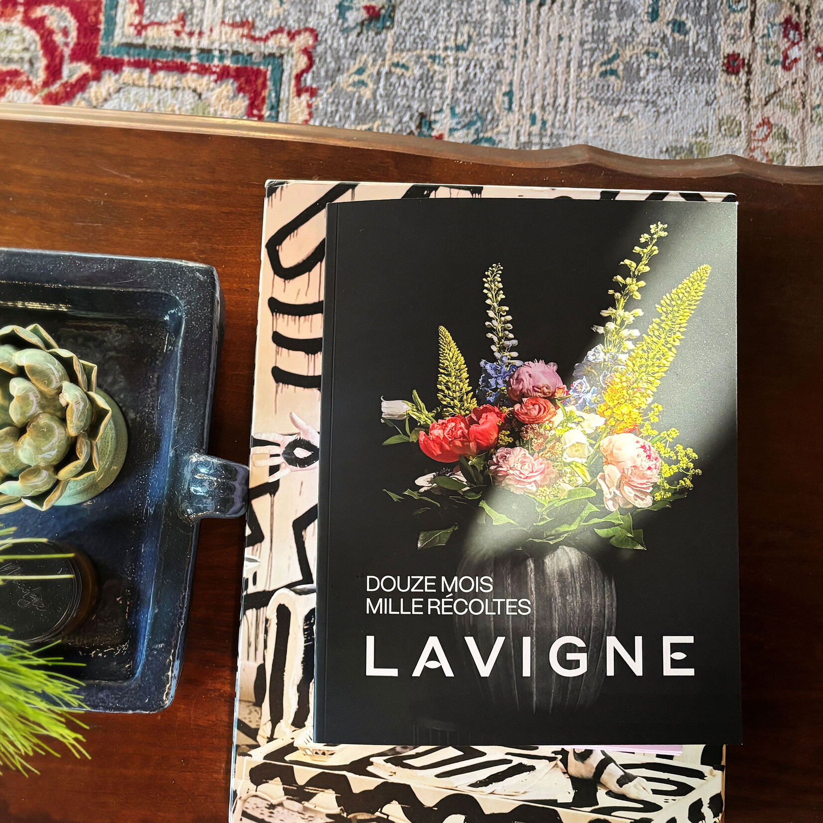 1.Livre Lavigne - Douze mois, Mille récoltes