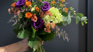 Comment prendre soin de son bouquet et le garder plus longtemps ?