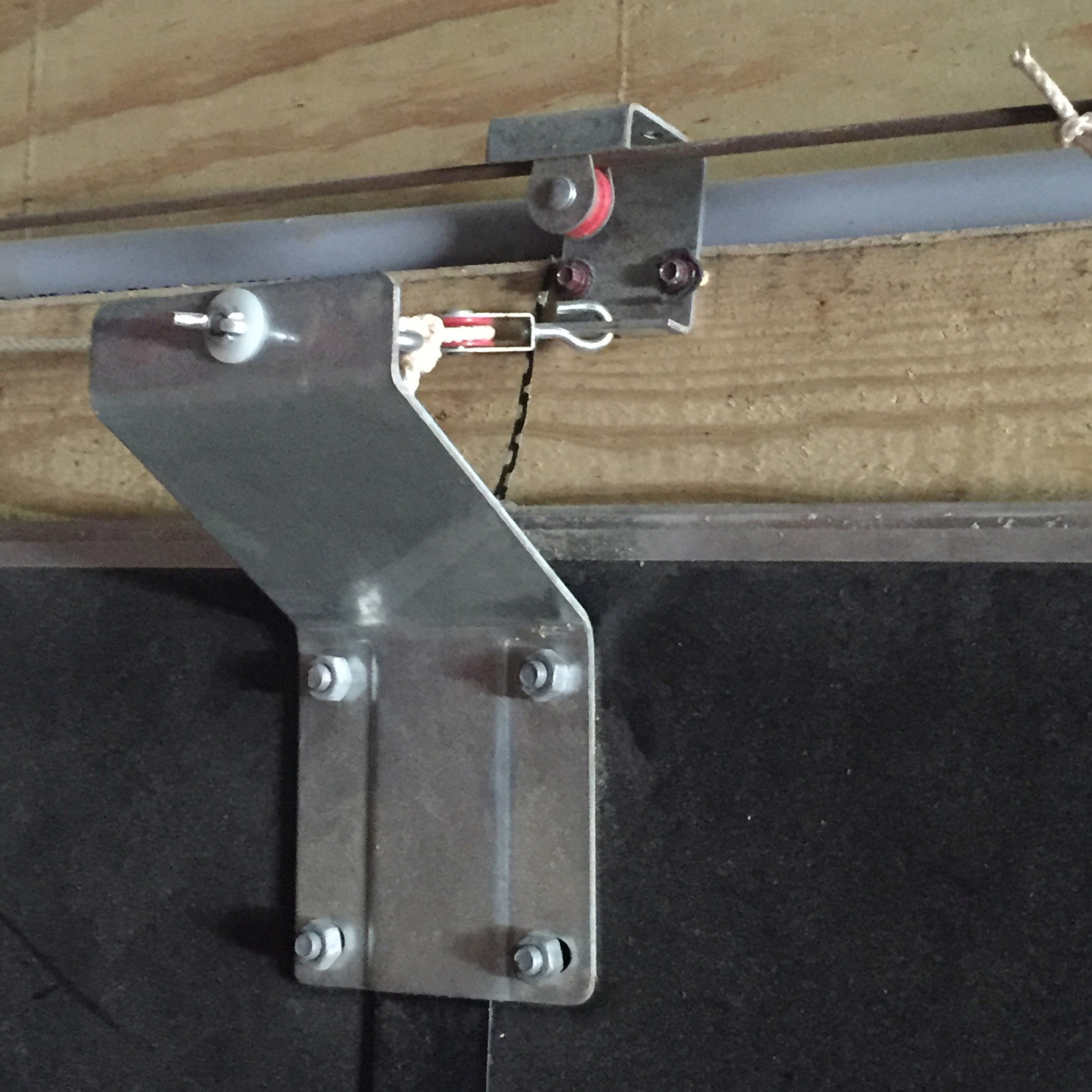 7/8'' Double Pulley Bracket for Inlet Doors