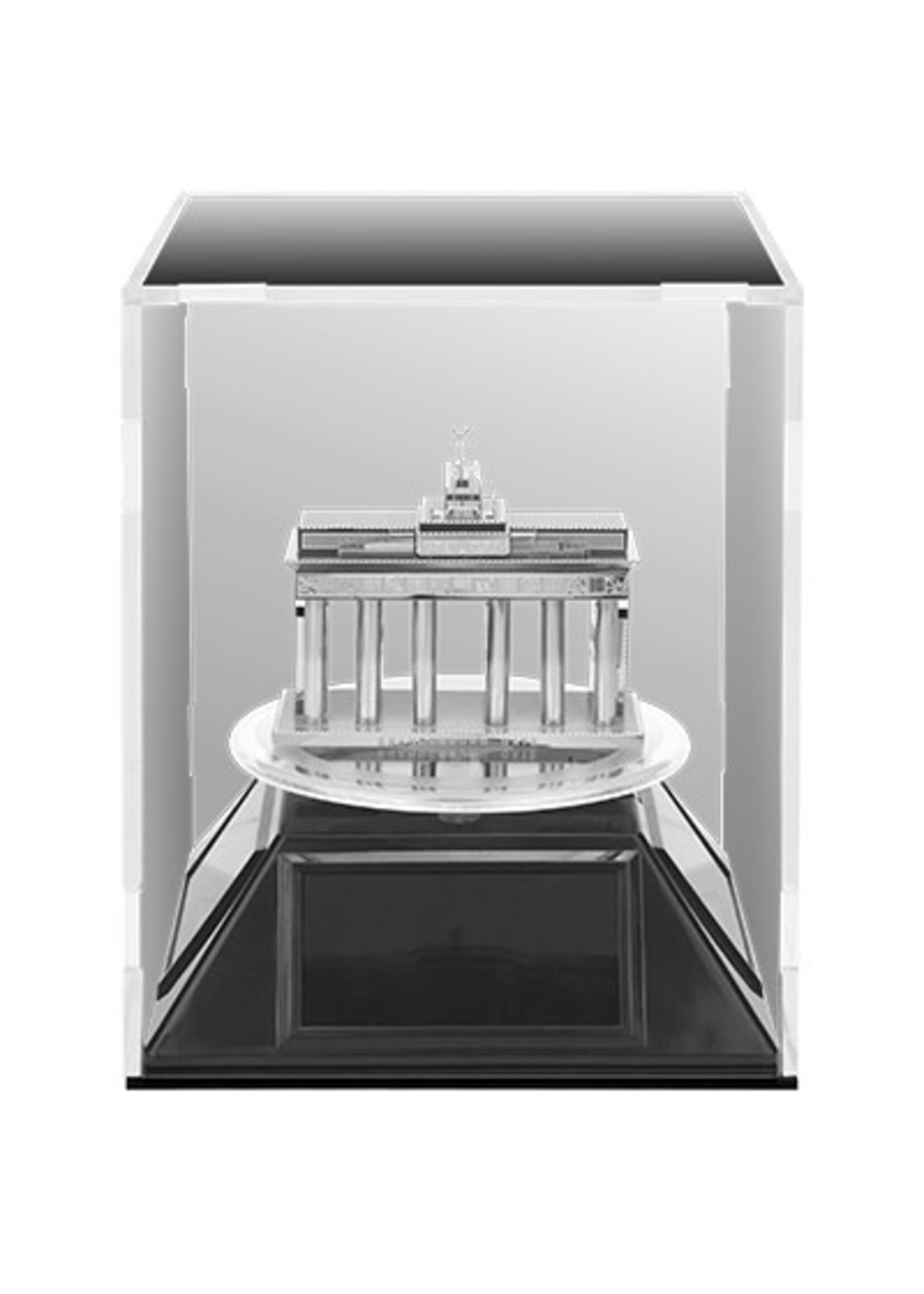 Metal Earth ***zMMCUBE4: Cube 4.6x4.6x5.6''