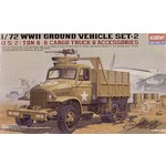 Academy ACA13402 US 2.5ton Cargo Truck with Accessories (1/72)