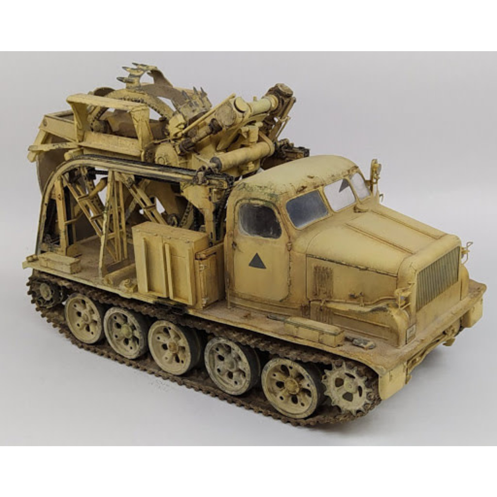 Trumpeter TRU09502 BTM-3 Trench Digging Vehicle (1/35)