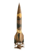 Revell Germany ***RVG3309 German A4/V2 Rocket (1/35)