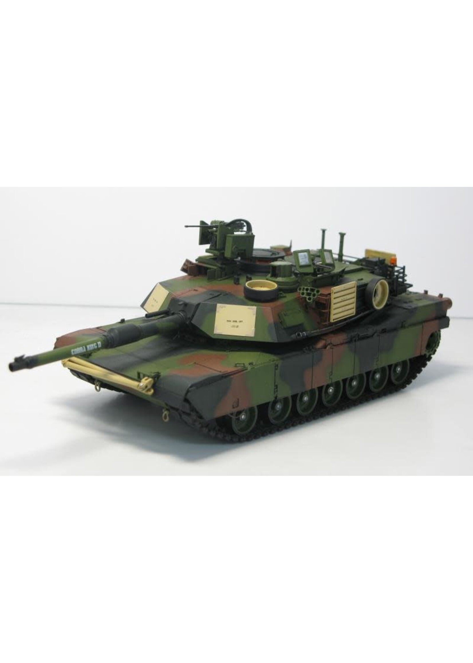Academy ***ACA13298 USA M1A2 Tusk II (1/35)