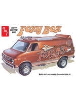 AMT AMT1265 Chevy Van Foxy Box (1/25)