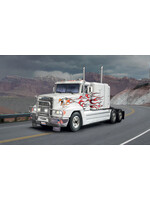 Italeri ***ITA3925 Freightliner FLD 120 Special (1/24)