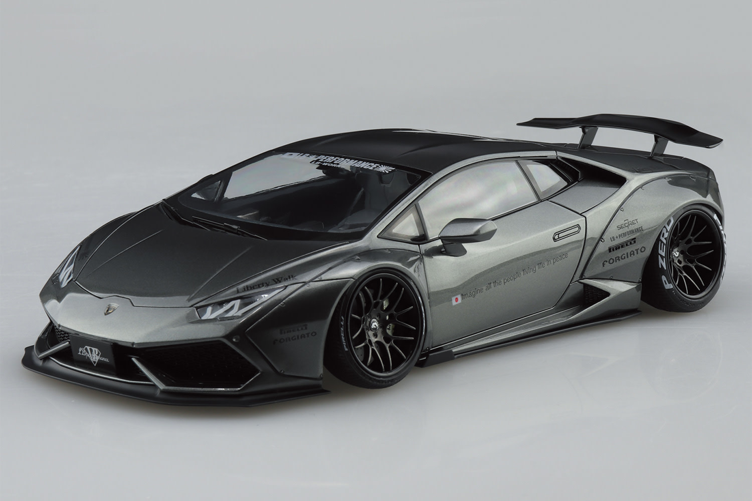 Aoshima AOS05990 Liberty Walk LB-Works Lamborghini Huracan Version 2 (1/24)  - CompuSoft & The Game Store