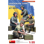 MiniArt MIN37067 Ukrainian Tank Crew at Rest (1/35)