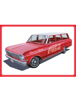 AMT AMT1353 1963 Chevy Nova Wagon with Coke Crates (1/25)