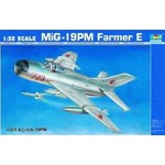 Trumpeter TRU02209 MiG-19PM Farmer E (1/32)