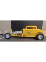 Custom Built '32 Ford "Mooneyes" Dragster - by Rob Berreth