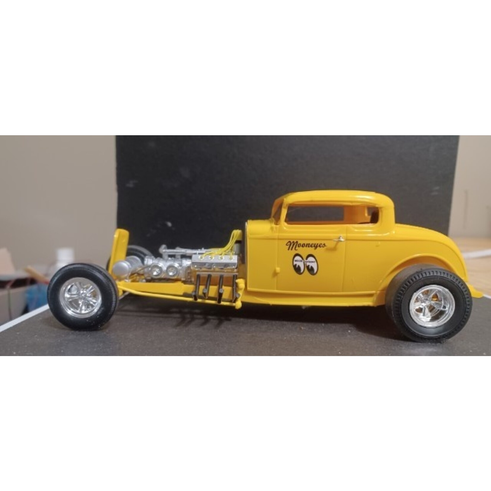 Custom Built '32 Ford "Mooneyes" Dragster - by Rob Berreth