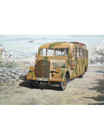 Roden ***RDN0726 Opel Blitz Omnibus W39 Late WWII (1/72)