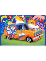 AMT AMT1471 1977 Ford Custom Van Fanta (1/25)