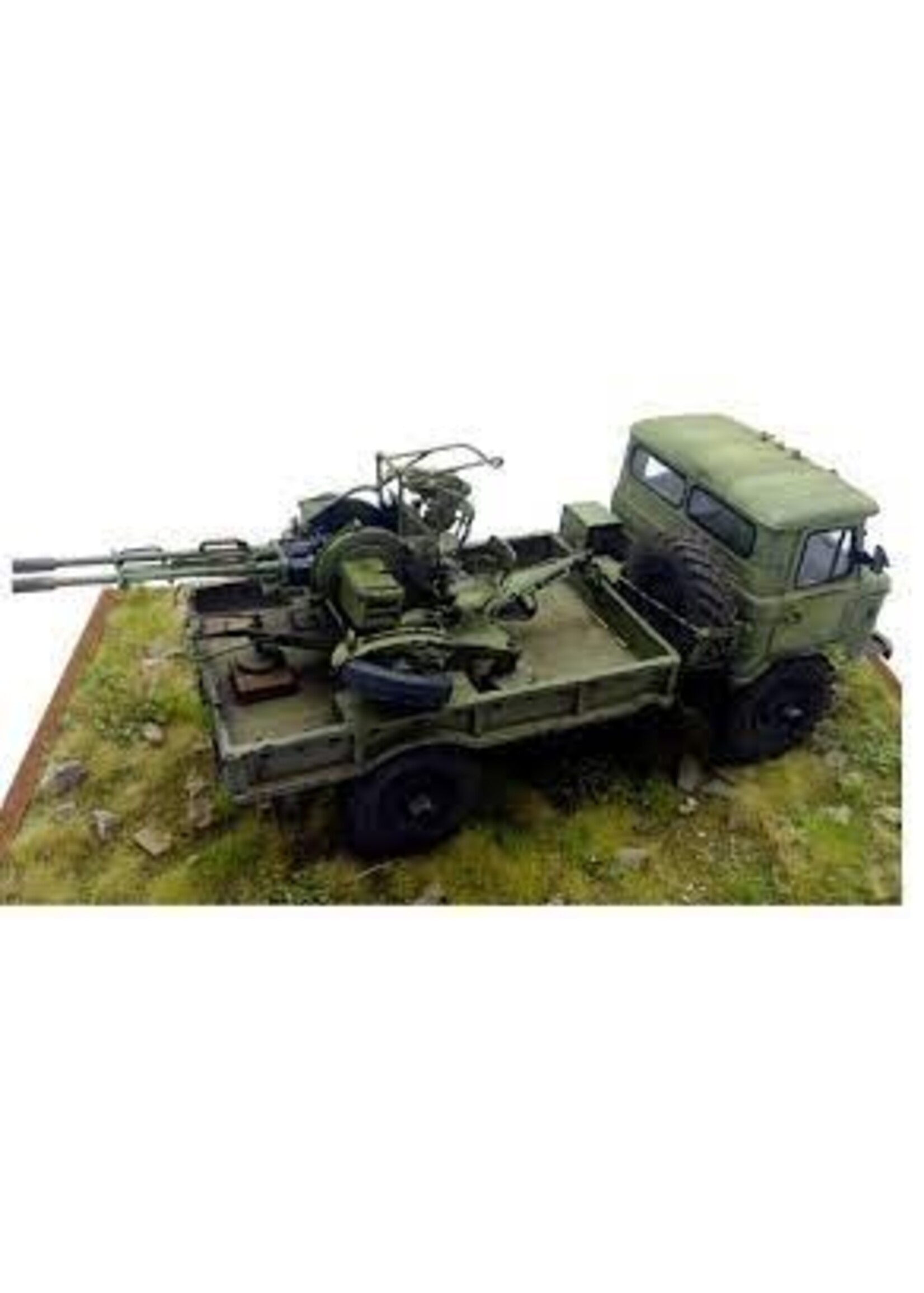 Trumpeter ***zTRU01017 GAZ-66 Light Truck II (1/35)