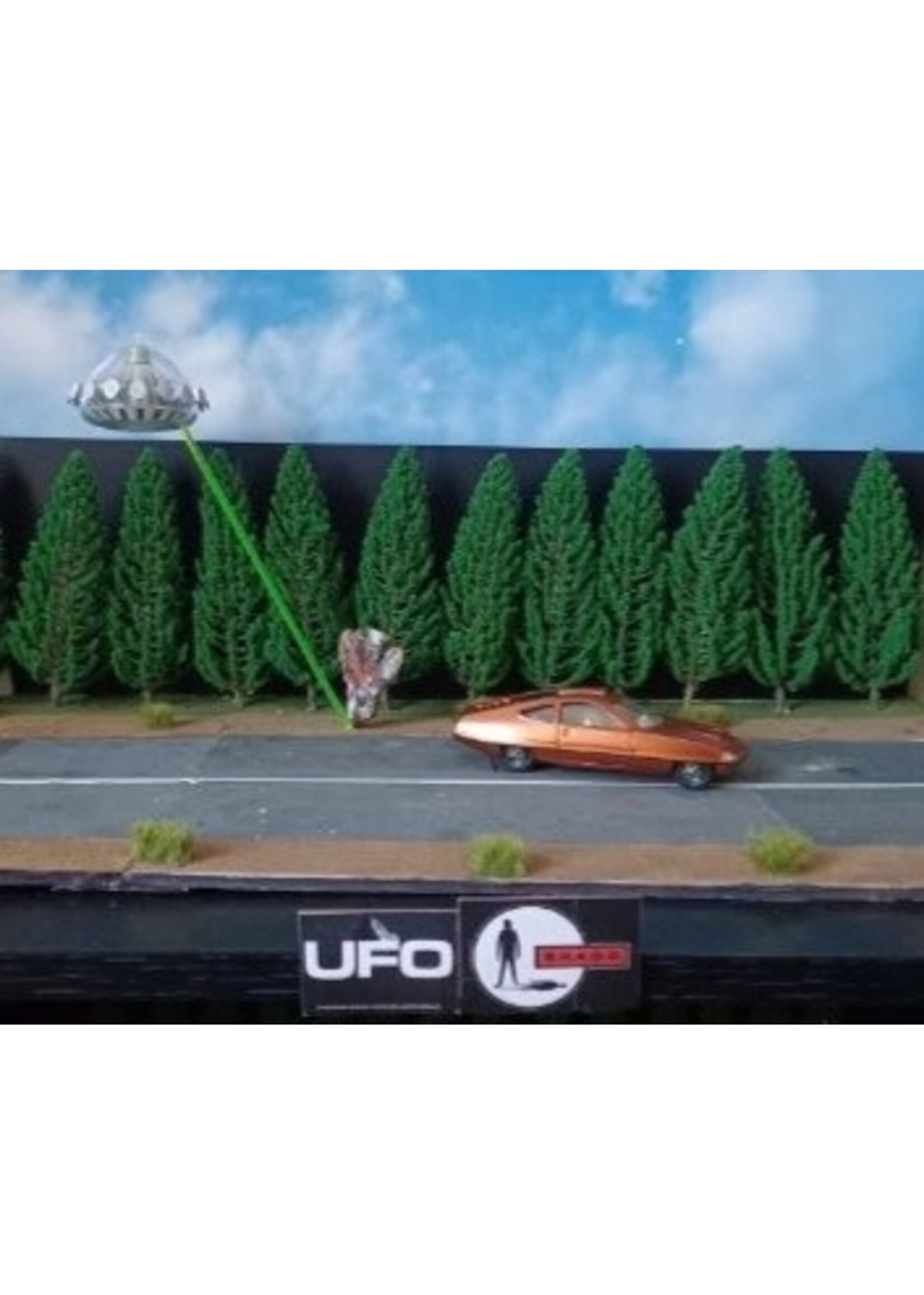 UFO TV Series Diorama by Rob Berreth