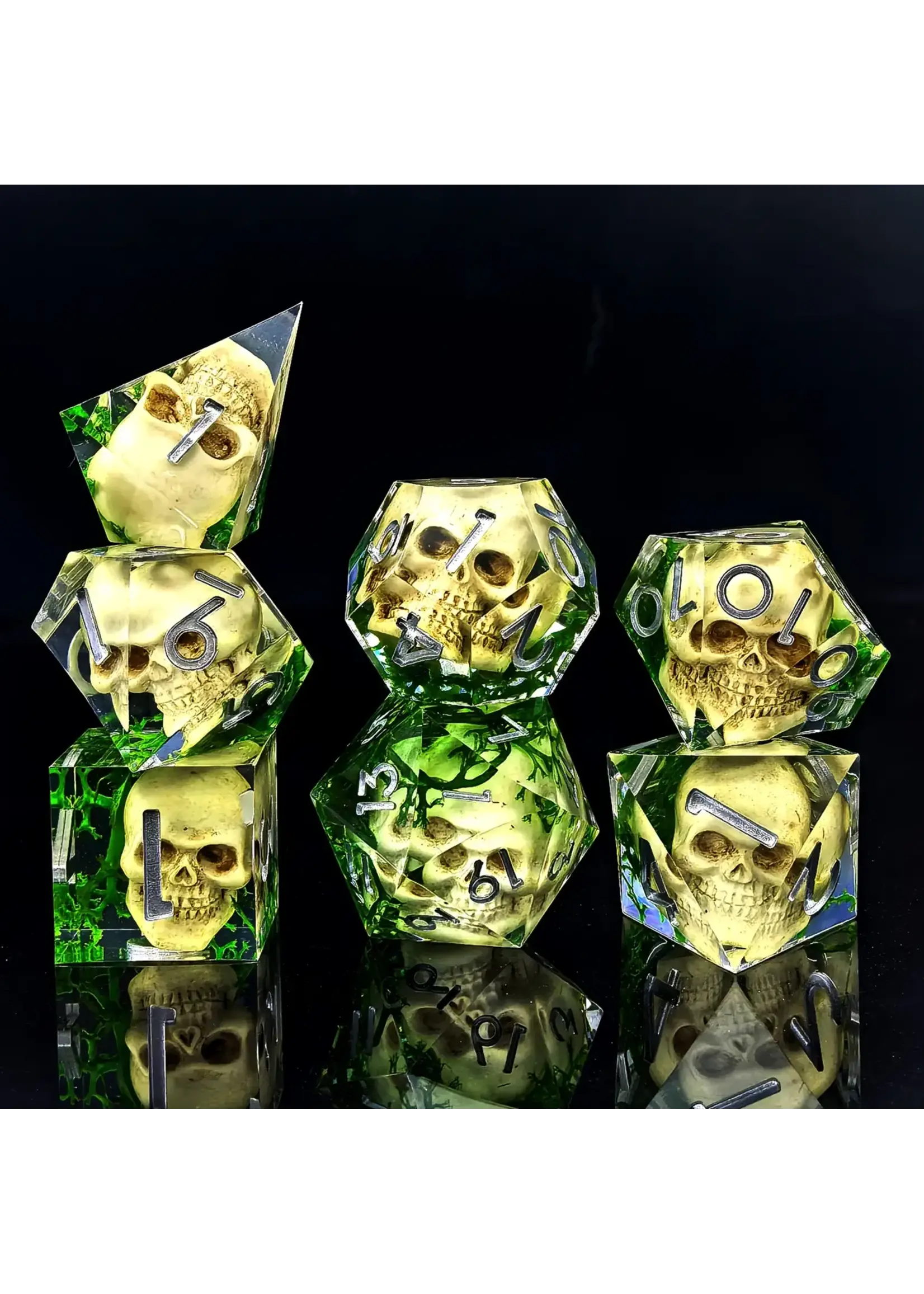 Dice RPG 7pc Resin Skull Head