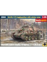 Italeri ITA6564 Jagdpanther with Winter Crew (1/35)