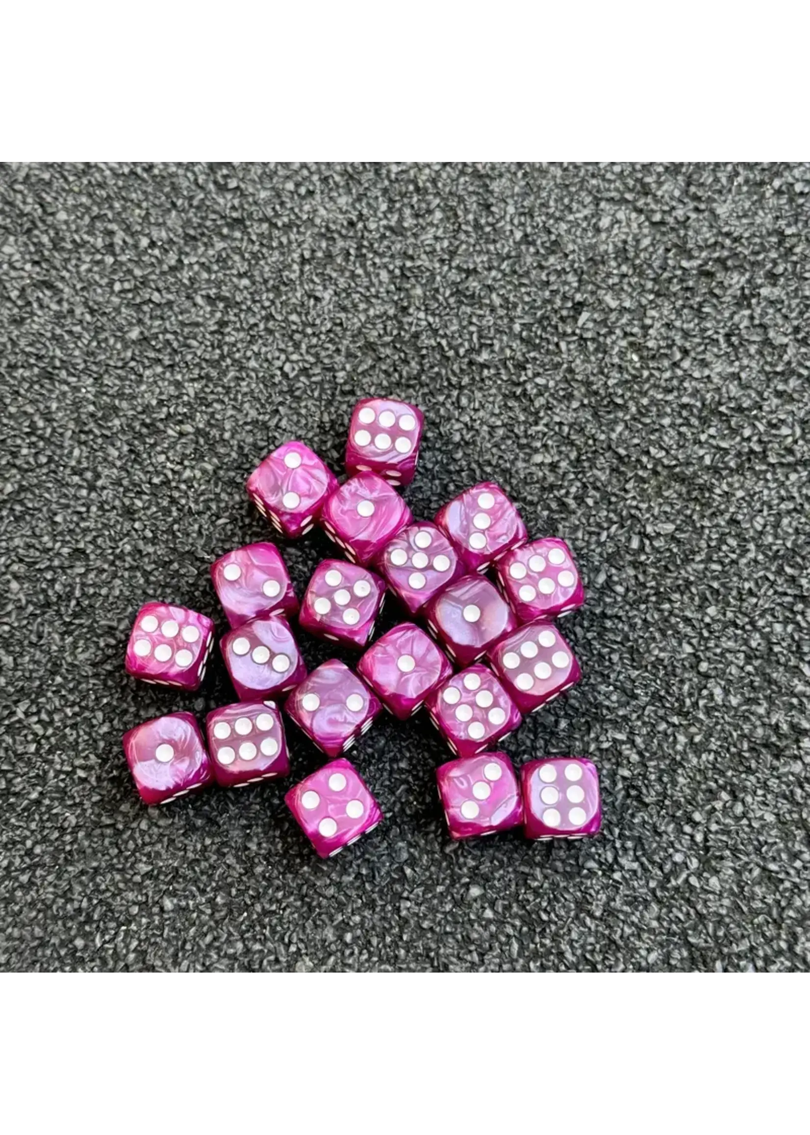 Dice 12mm 20pc Pearl Marble Wine Red