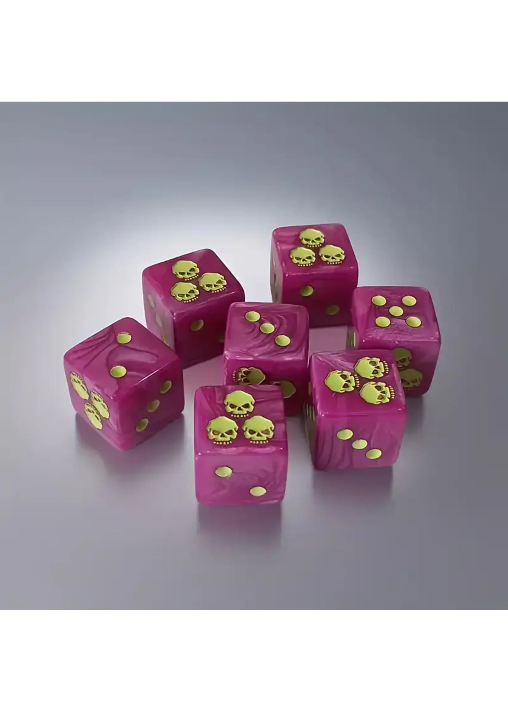 Dice 16mm 10pc Purple and Skulls