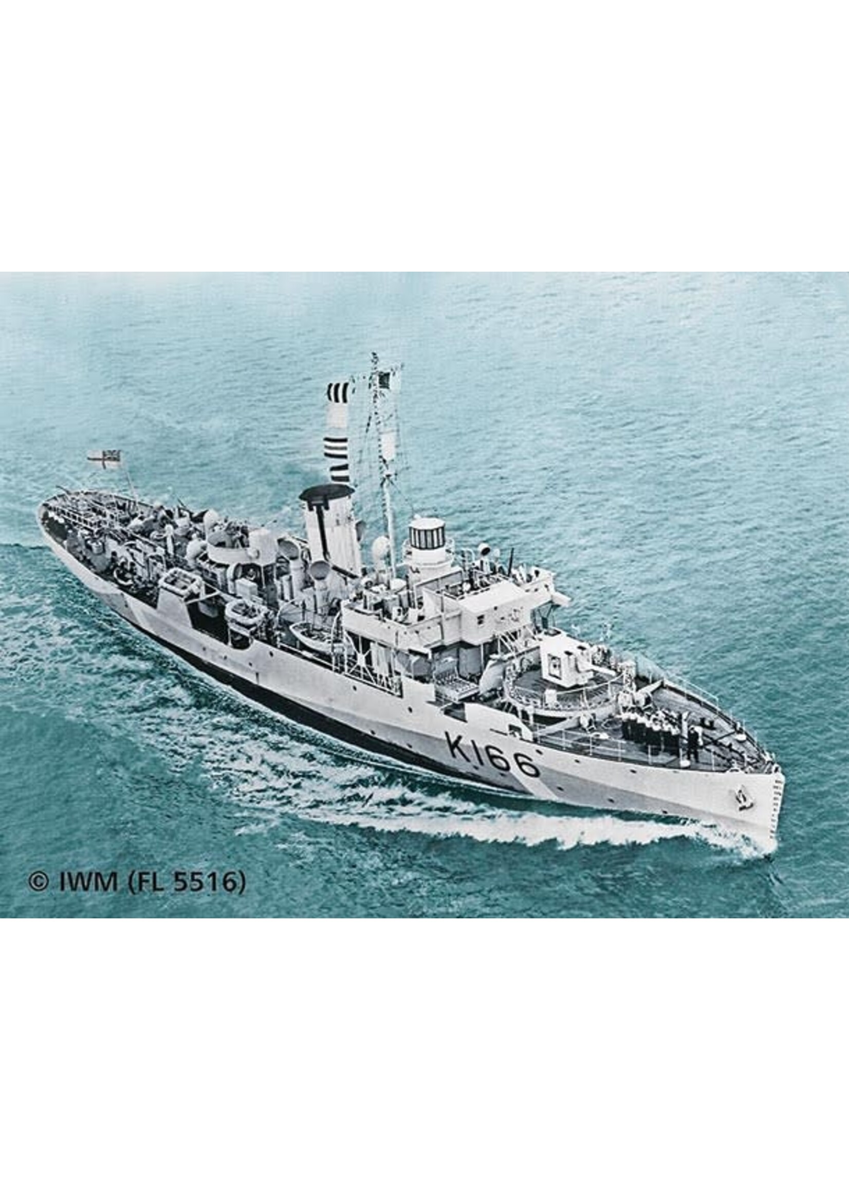 Revell Germany RVG5132 HMCS Snowberry Flower Class Corvette (1/144)
