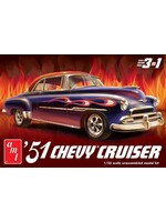 AMT AMT1556 1951 Chevy Custom Cruiser (1/25)