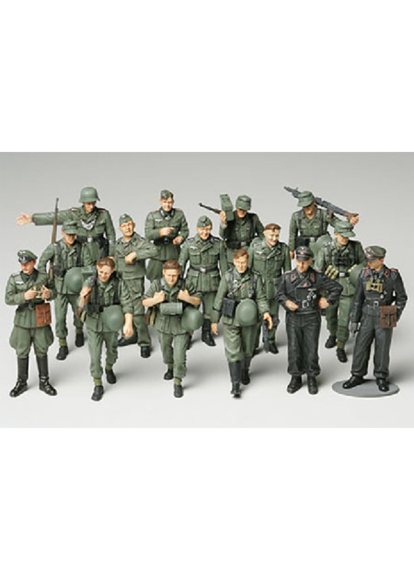 Tamiya TAM32530 WW2 German Infantry on Manuevers (1/48)