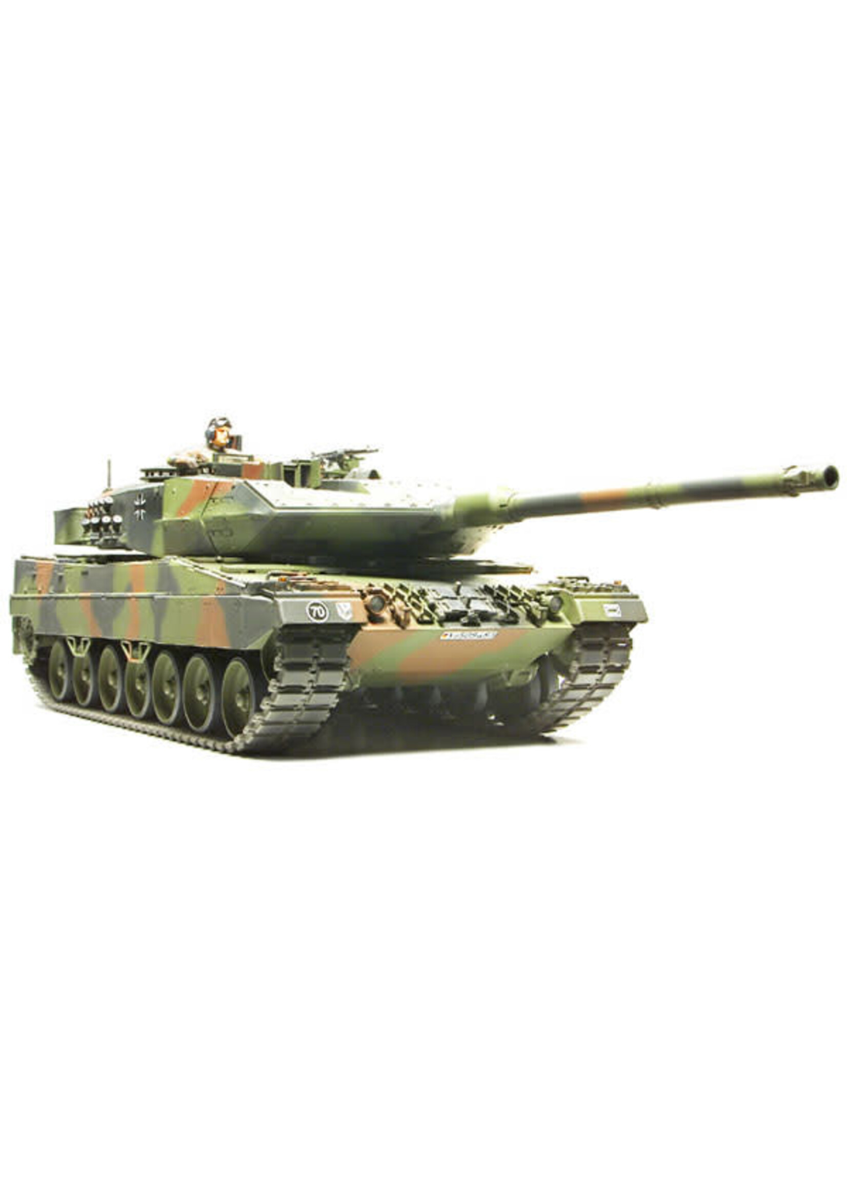 Tamiya TAM35271 Leopard 2 A6 Main Battle Tank (1/35)