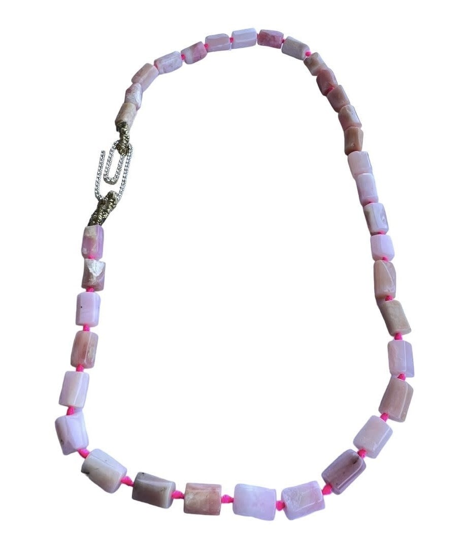 INAMUL LUMANI Shades of Pink Tube Necklace