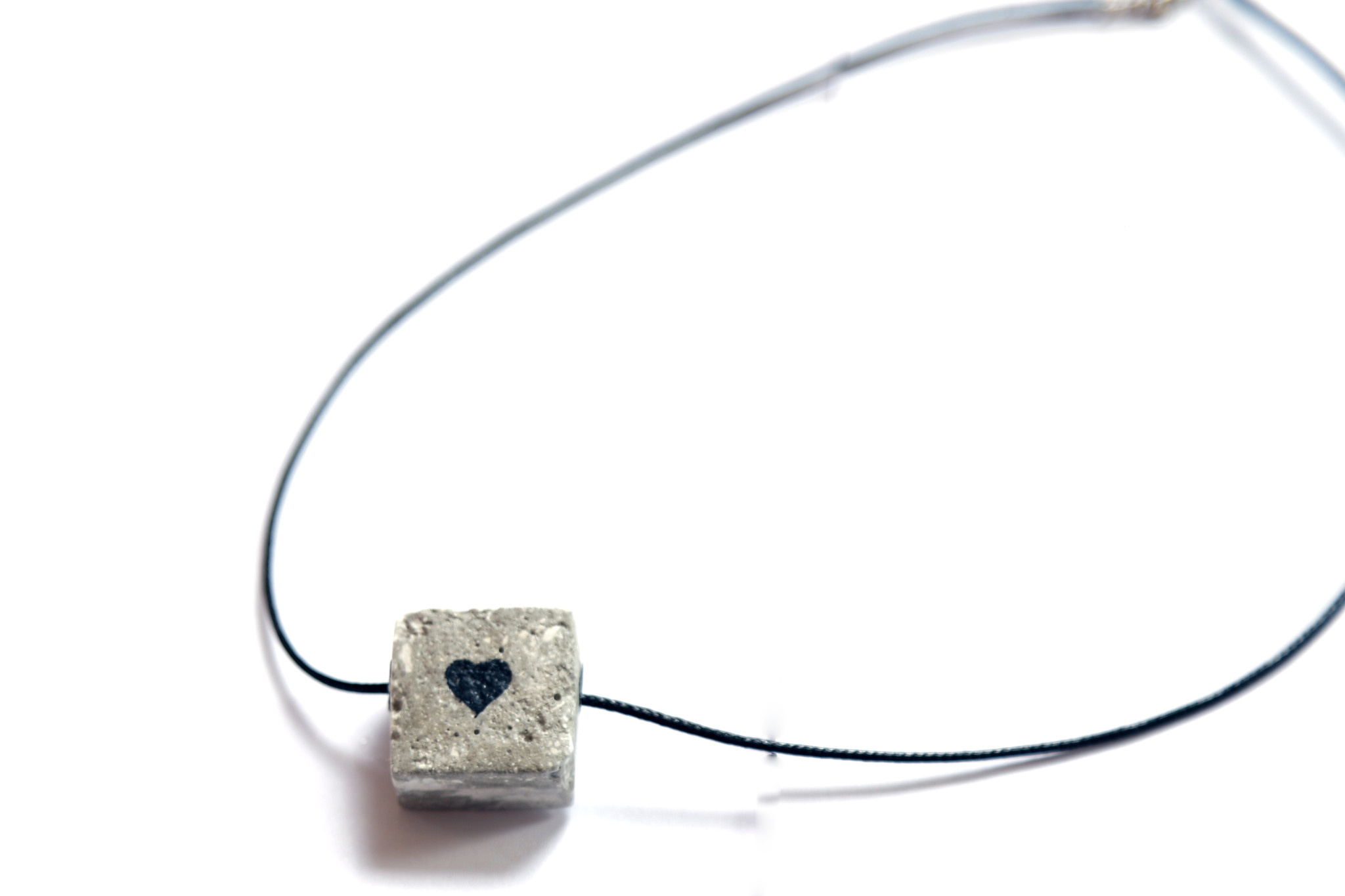 RUBA DESIGNER Square Shaped with Heart Cement Necklace