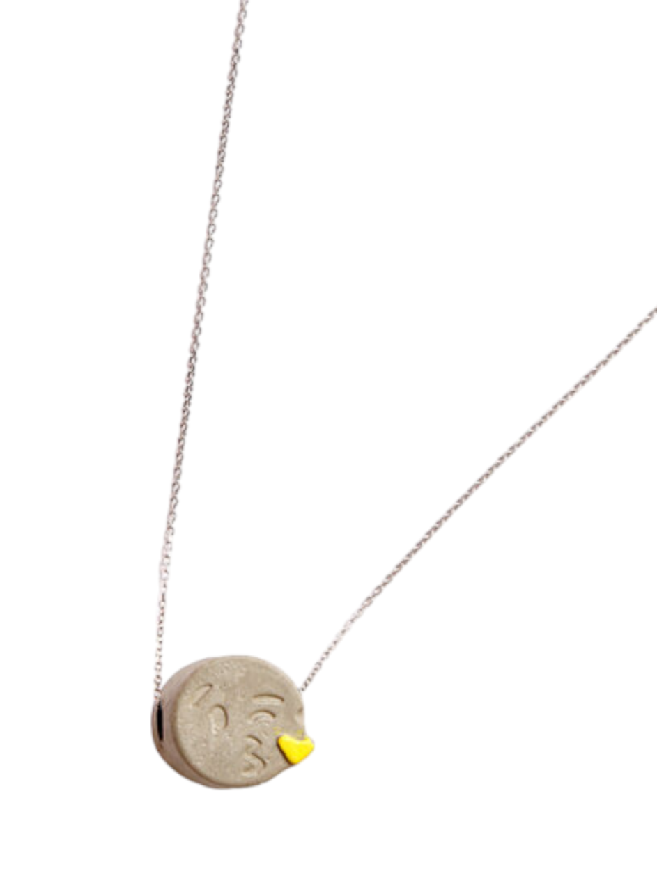 RUBA DESIGNER Cement Necklace Kiss Emoji