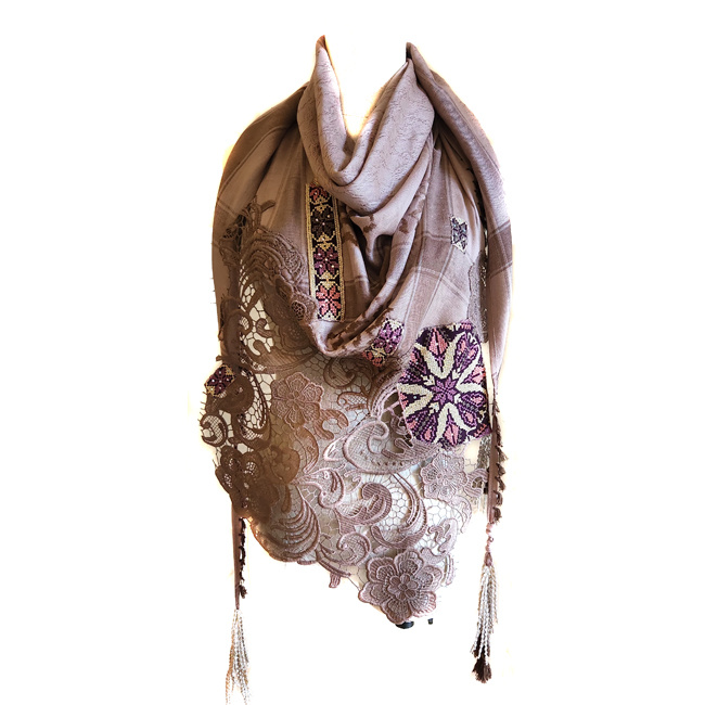 OLA'S GARDEN Keffiyeh scarf with lace, Palestinian embroidery and tassels