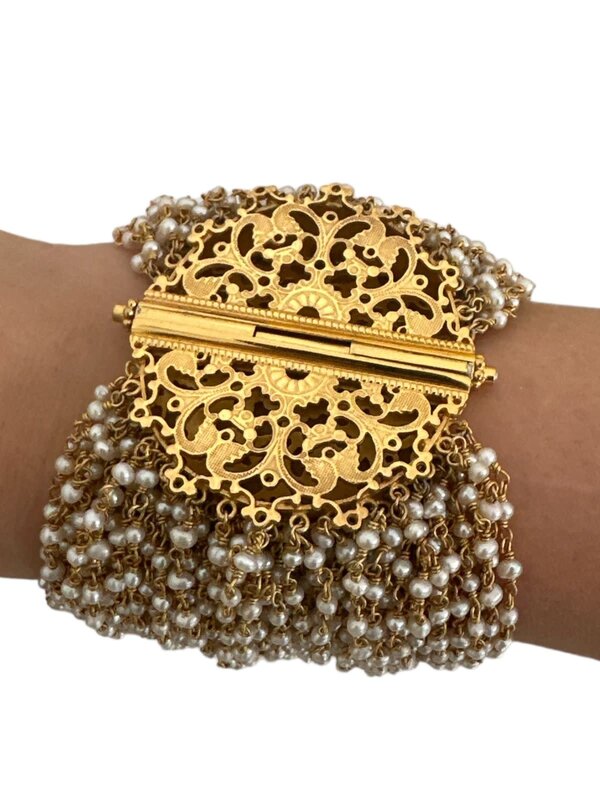 BY RAFAH PEARL+SILVER MULTI LAYER BRACELET