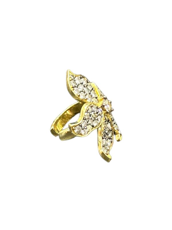 YOLA JAHSHAN Ice Diamond Flower Cuff