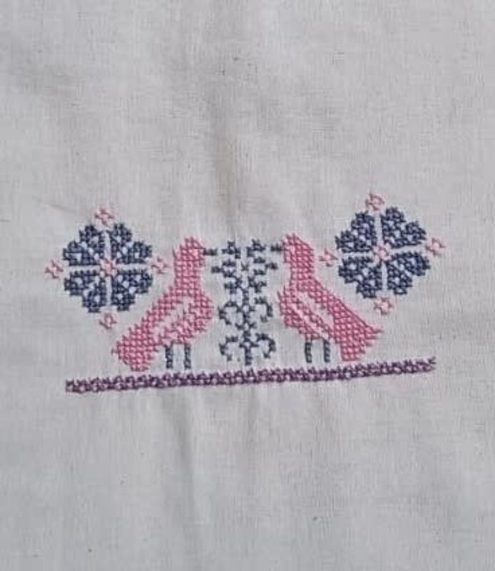 KHEETAN white Tote bag with hand embroidery