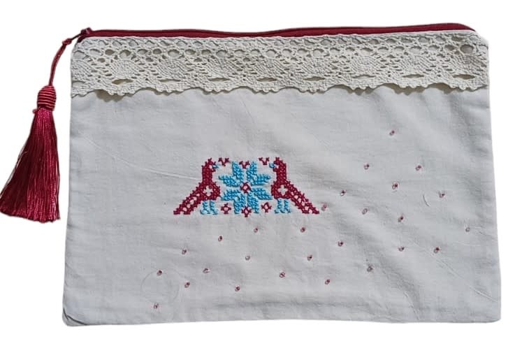 KHEETAN Small Pouch with hand Embroidery