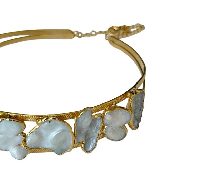 SUHA DESIGN chocker necklace with baroque pearls