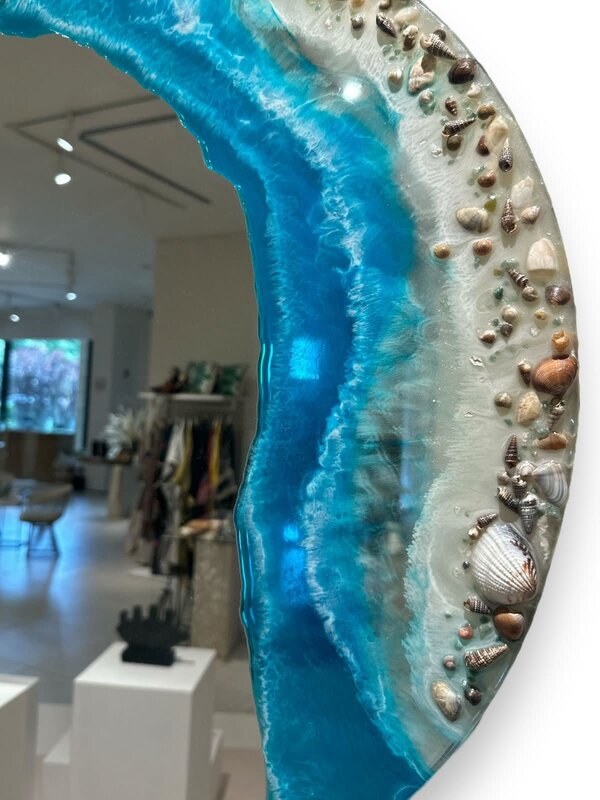 NOOR ALSABER ART Resin Ocean Waves Round Mirror with Seashells