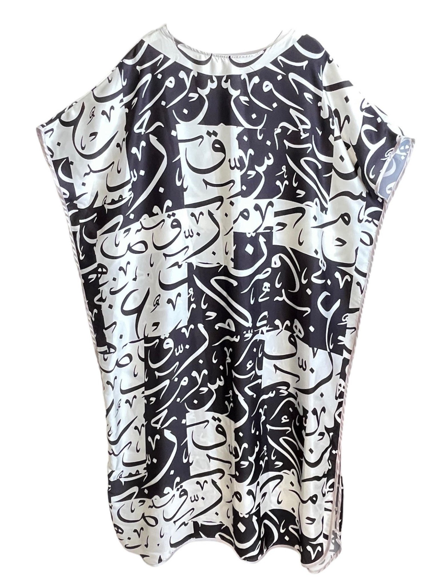 BY RAFAH SILK BLACK & WHITE CALIGRAPHY Kaftan