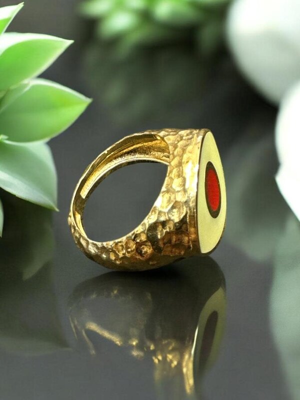 YOLA JAHSHAN Eye 18K Gold Ring with Yellow and Red enamel