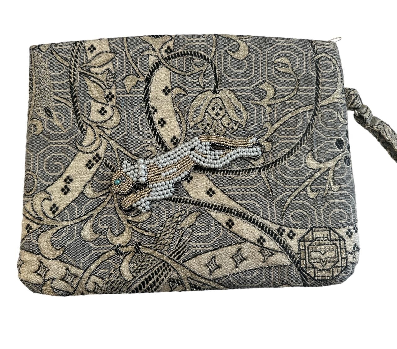 ALKUTBIA Gray and White Pouch