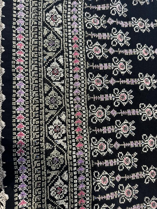 HOUSE OF INNANA Black Najaf Scarf with White Embroidery